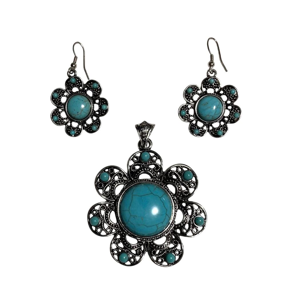 Vintage Faux Turquoise Cabochon Flower Shaped Pendant Matching Pierced Earrings